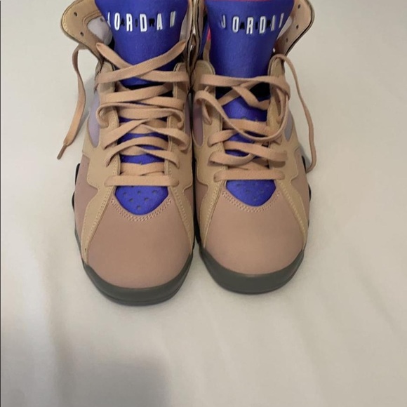 Size 9.5 - Jordan 7 SE Sapphire 2022 - Picture 2 of 4